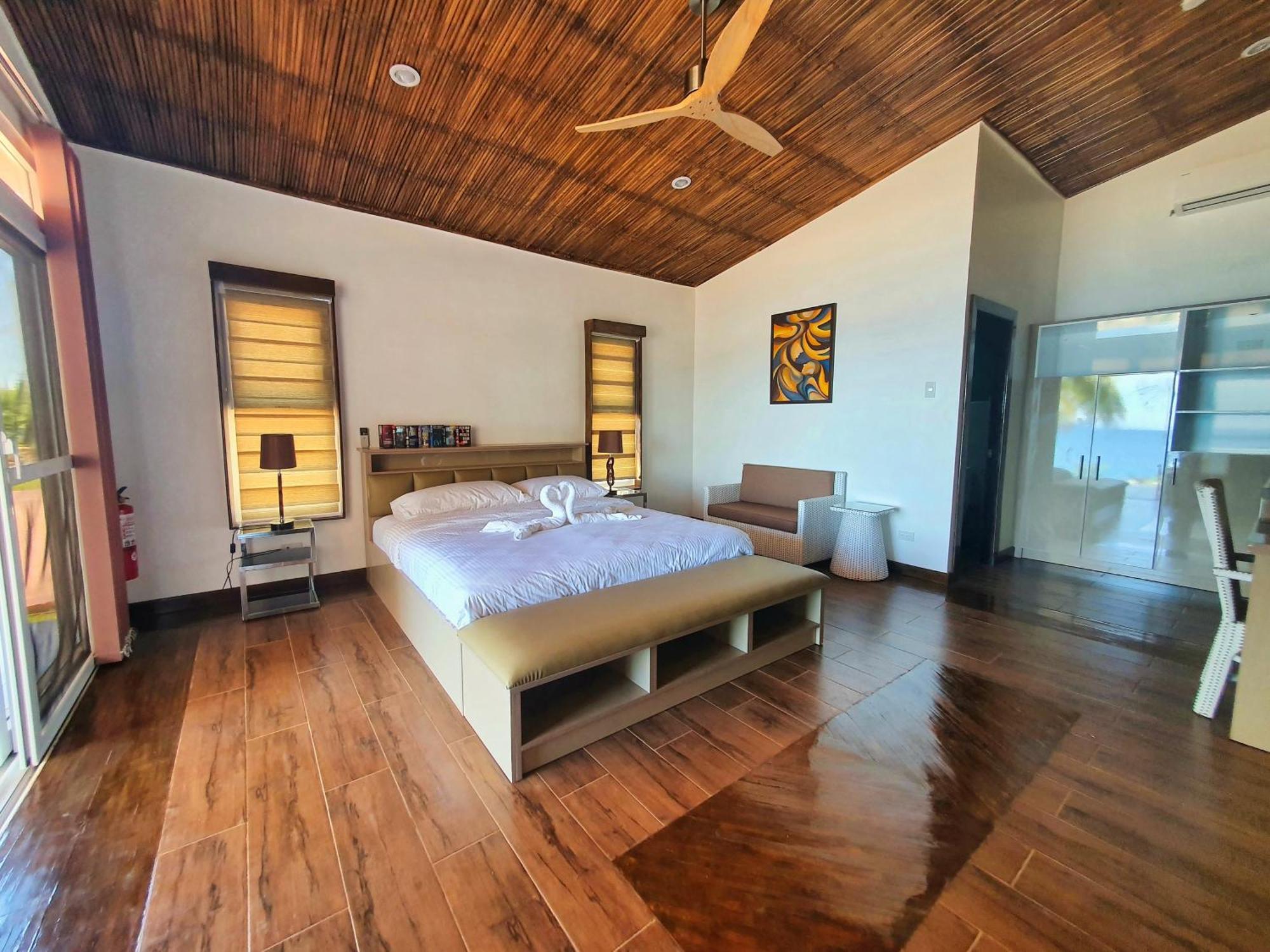 The Gabayan Riviera Hotel Siquijor Room photo